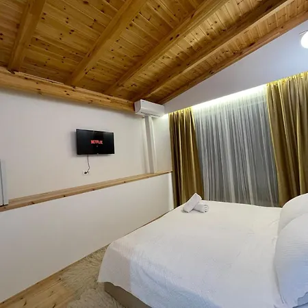 Gæstehus Guest-room Zoi&teri Tepelene