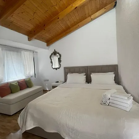 Guest-room Zoi&teri 3*