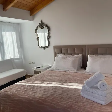 Gæstehus Guest-room Zoi&teri Tepelene