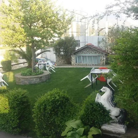 招待所 Guest-room Zoi&teri