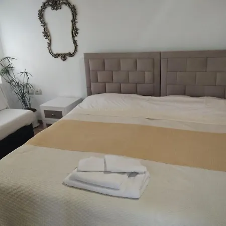 Guest-room Zoi&teri *