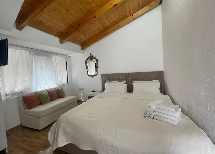 Guest-room Zoi&teri 3*